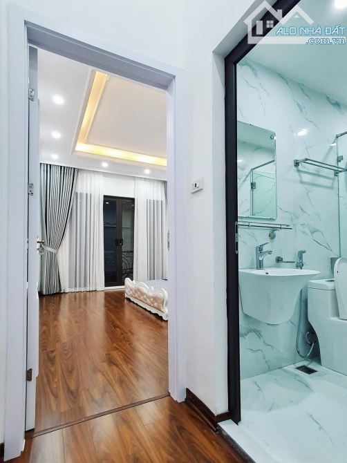Bán nhà phố Vip nhất Thanh Xuân, gần phố, nhà đẹp, mt rộng, full đồ, 45m2x5t chỉ 10 tỉ - 2