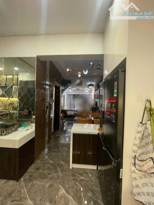 SIÊU PHẨM MẶT TIỀN – KHU CƯ XÁ ĐỘC LẬP, QUẬN TÂN PHÚ – GIÁ CHỈ 9.9 TỶ - 2