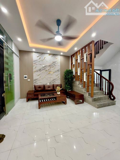 Gần Ngã Năm Hà Trì +35M2 x 6 Tầng + Mặt Tiền 5.8m Giá đầu tư 6 tỉ hơn - 2