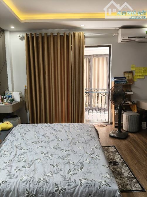 Bán nhà Việt Hưng, Long Biên  - dt 34m , 5 tầng , ô tô đỗ cổng , nhỉnh 6 tỷ - 2