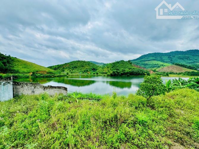 2968M có 200m Đất Ở - Đất Bám Hồ Chạm Tay Xuống Nước - View Đỉnh Làm HomeStay - 2