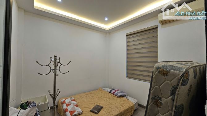 Cho thuê nhà nguyên căn ngõ Đặng Thai Mai, Quảng An, Tây Hồ. DT 43m x 4 tầng, giá 20tr - 2