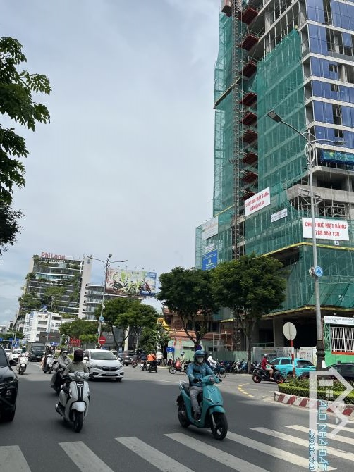 Bán nhà đường NGUYỄN VĂN LINH - Gần Cầu Rồng - 2