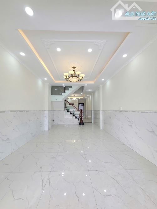 Bán nhà 1 trệt 2 lầu MT đường Nguyễn Thị Khắp p.Tân Đông Hiệp, Tp.Dĩ An chỉ 6ty800TL M7683 - 2