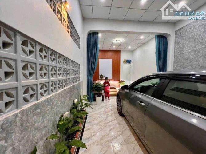 BÁN NHANH CĂN NHÀ CẤP 4 HẺM ÔTÔ YNUÊ - 2