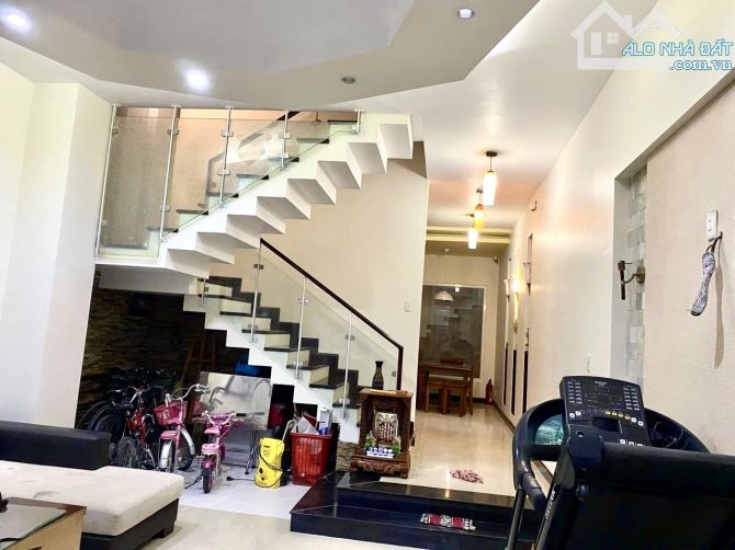 NHÀ 2 TẦNG HIỆP PHÚ THỦ ĐỨC - VINCOM LÊ VĂN VIỆT - GẦN METRO - 87M2 NGANG 5M - 8.x Tỷ TL - 2