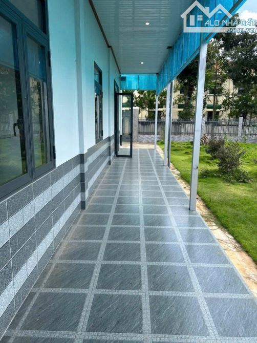 NHÀ VƯỜN ĐẸP GIÁ TỐT! Bán nhà vườn hẻm Phan Châu Trinh Lộc Tiến, phường 3 Bảo Lộc - 2