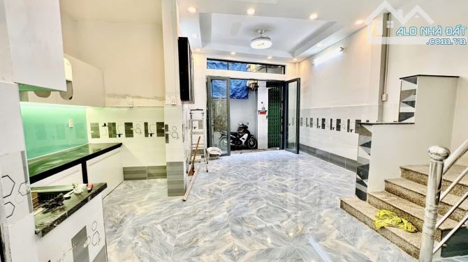 🌹NHÀ VỊ TRÍ ĐẮC ĐỊA P10 QUẬN 8 - SÁT CẦU NGUYỄN TRI PHƯƠNG, CHỢ BA ĐÌNH, CHỢ XÓM CỦI - GI - 2