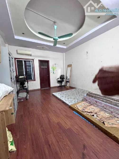 15 TỶ. BÁN ĐẤT 78M² TẶNG NHÀ 4 TẦNG  CẦU GIẤY – NGÕ NÔNG, GẦN PHỐ- CƠ HỘI VÀNG CHO ĐT - 2