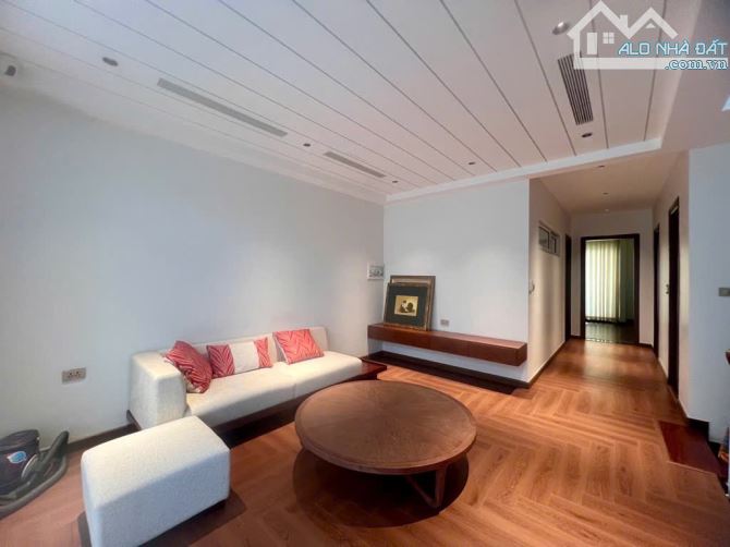 Bán biệt thự KĐT Việt Hưng 120m², mặt tiền và hậu 6m, thang máy, view thoáng 41 tỷ có TL. - 2