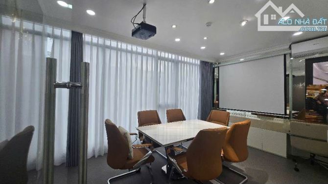 SIÊU HIẾM - MẶT PHỐ TRƯỜNG CHINH - 59M² X 8 TẦNG - MẶT TIỀN QUYỀN LỰC 8M - 3 MẶT THOÁNG. - 2