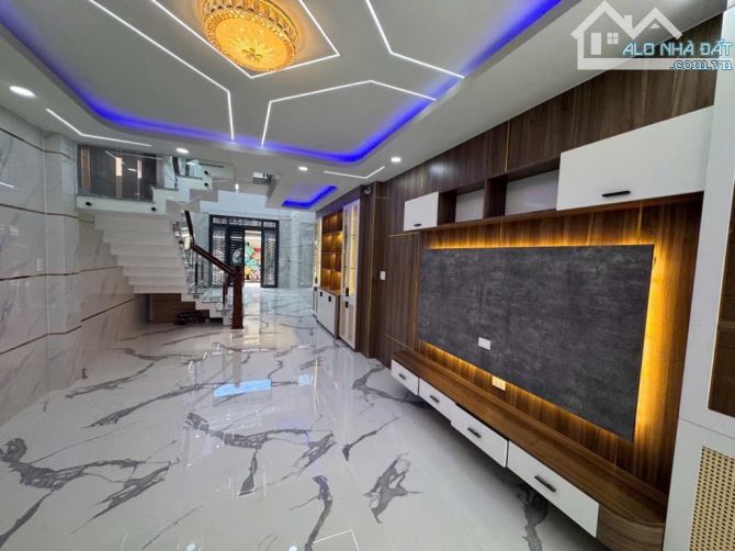 HẺM 6M THÔNG  MÃ LÒ BÌNH TRỊ ĐÔNG, BÌNH TÂN -DT: 4*17M – 7 TỶ 990 - 3