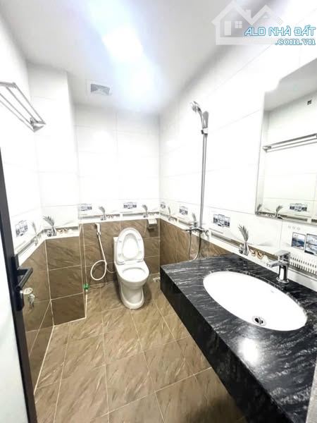 NHÀ XÂY MỚI 48,2M  - GIÁ TỐT NHẤT KHU VỰC - CÁCH NGÕ Ô TÔ 20M - YÊN TĨNH - 3