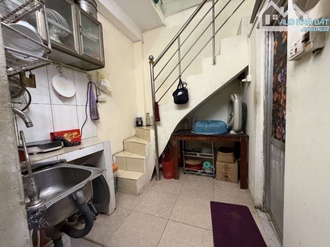 🌟 HIẾM – TRUNG TÂM THANH XUÂN – 40M RA Ô TÔ – 2 KHỐI NHÀ – 4 TẦNG – 29m² – 5.2 TỶ - 3