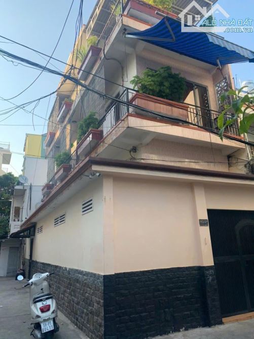 HẺM XE HƠI TRÁNH - 1 TRỤC GẦN MẶT TIỀN - CÁCH MẠNG THÁNG TÁM - CN 76M2 - NGANG 5,4M - 4 TẦ - 3
