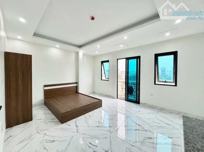 NHÀ ĐẸP PHỐ VĂN LA- PHÂN LÔ 7 TẦNG THANG MÁY - MẶT CHỢ - Ô TÔ TRÁNH VỈA HÈ - KINH DOANH Đ - 3