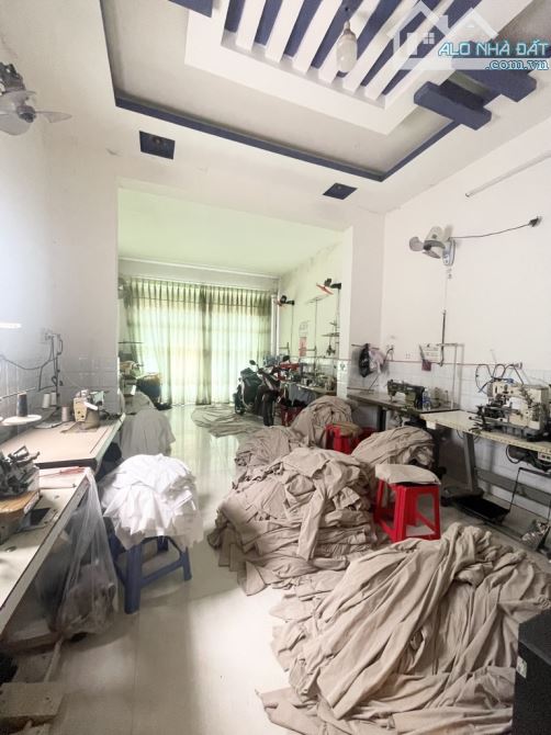 GÓC 2 MẶT TIỀN -XE HƠI ĐỂ TRONG NHÀ -CHỐT GẤP CH3,65TỷỈ - 3