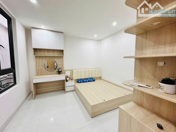 🔥🎉 NHÀ ĐẸP DÂN XÂY-TT CẦU GIẤY-28M  5 TẦNG -GẦN PHỐ GẦN ÔTÔ-MẶT TIỀN QUYỀN LỰC-NỘI THẤT - 3
