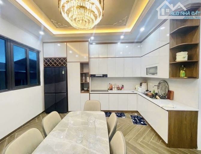 SIÊU PHẨM BẮC TỪ LIÊM – 40M² × 7 TẦNG – THANG MÁY – GARA – CÁCH PHỐ 10M - 3