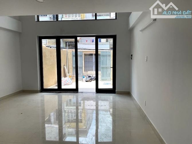 NHÀ ĐIỆN BIÊN PHỦ 100M2 HẺM 9M NHỈNH 16 TỶ - 3