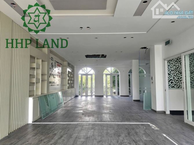 Cho thuê nhà biệt thự mặt tiền nhánh D2D đường Võ Thị Sáu, p. Thống Nhất - Diện tích: 8*20 - 3