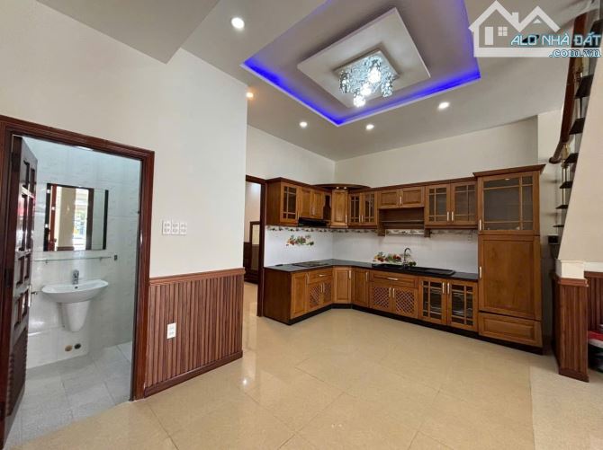 ✨ NHÀ MẶT TIỀN NGUYỄN CÔNG TRỨ – VỊ TRÍ VÀNG ĐÀ LẠT ✨ - 3