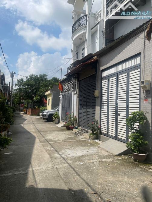 Đất ở ngang 5mx14m=70m2, KDC, cầu Phú Long, Thạnh Lộc 47. Giá: 3.45 tỷ - 3