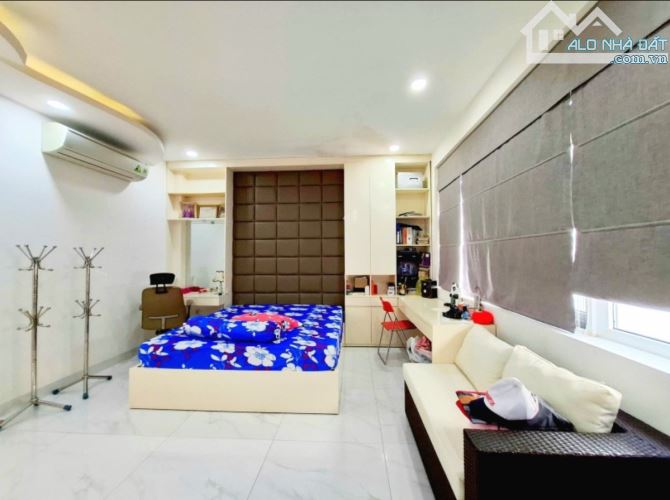 🏡 BÁN NHÀ BIỆT THỰ MẶT TIỀN QUẬN 8 – XE HƠI GIAO NHAU – 128M2 – 23.5T - 4