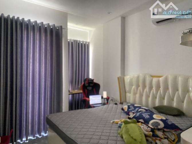 BÁN 2 NHÀ 4 TẦNG LIỀN KỀ ĐỘC LẬP Ở NGAY - CÔNG NĂNG ĐỦ - VỊ TRÍ ĐẮC ĐỊA - VÀI BƯỚC CHÂN RA - 3