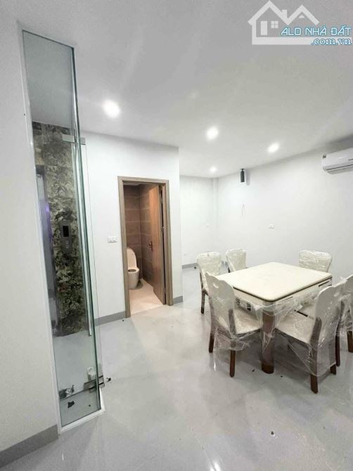 ( 9.5 TỶ )   🍀 6T THANG MÁY NHÀ XÂY MỚI ĐẸP Ở NGAY BÁN GẤP Ở NGUYỄN VĂN HUYÊN ( 38m2  ) - 3