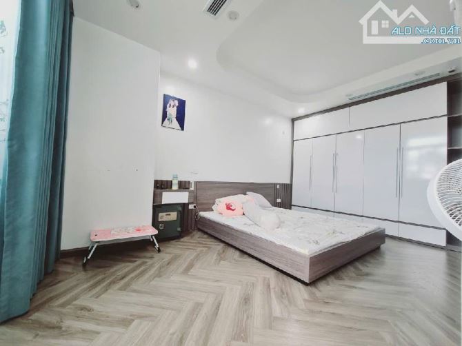 Căn Hộ Duplex Thanh Xuân/ 223 m2/ tầng 22/15.8 tỷ/ - 3