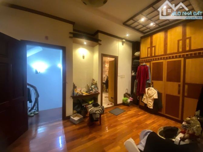 CÁCH 1 NHÀ RA PHỐ NGUYỄN THÁI HỌC BA ĐÌNH-MẶT NGÕ Ô TÔ-113M 4T-TIỆN ÍCH NGẬP TRÀN - 3