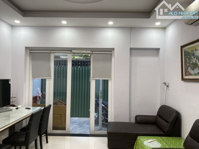 QUẬN 3 ĐƯỜNG CÁCH MẠNG THÁNG 8, DT62m2- NHÀ 1TRỆT, 1LẦU- GIÁ 11,2 tỷ. - 3