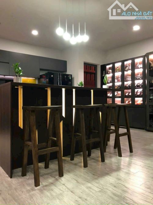 Bán nhà góc 2 mặt tiền 1 trệt 3 lầu sổ riêng thổ cư p. Thống Nhất - 3