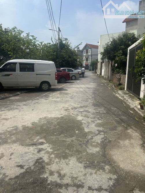 TDP An Lạc / Đất 39m, 4.3m, giá 3.7 tỷ/ Gần ô tô tránh, Vỉa hè, View sông, 2 thoáng - 3