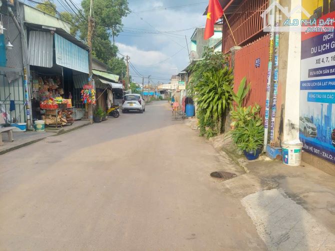 TP.Thuận An- 100m2 - 2.79 tỷ - 2 Tầng - Đường 8m - SHR - 3
