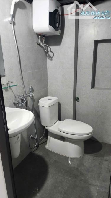 📌📌📌LÀM VIỆC TRỰC TIẾP GIÁ TỐT !!!✅bán căn hộ 3 tầng ,9 phòng khu fpt ngũ hàng sơn - 3