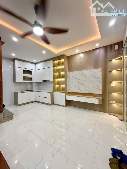 Gần Ngã Năm Hà Trì +35M2 x 6 Tầng + Mặt Tiền 5.8m Giá đầu tư 6 tỉ hơn - 3