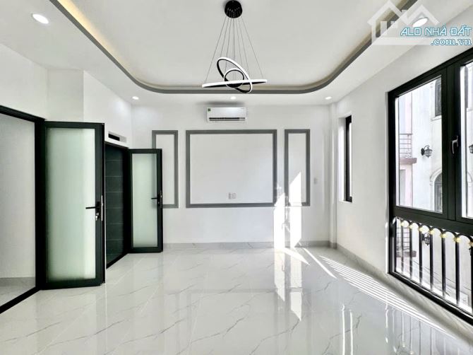 KHU CITYLAND P.7 - NGUYỄN VĂN NGHI - HXH 5M - NHÀ MỚI 4 TẦNG - 8 T.Ỷ 89 - 3
