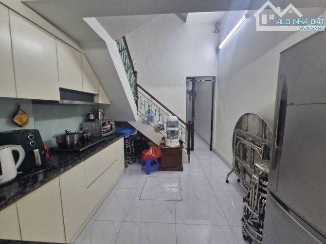 NHÀ ĐẸP PHỐ LƯƠNG VĂN CAN – 41M² – GIÁ 10.7 TỶ – Ô TÔ ĐỖ CỬA - 3