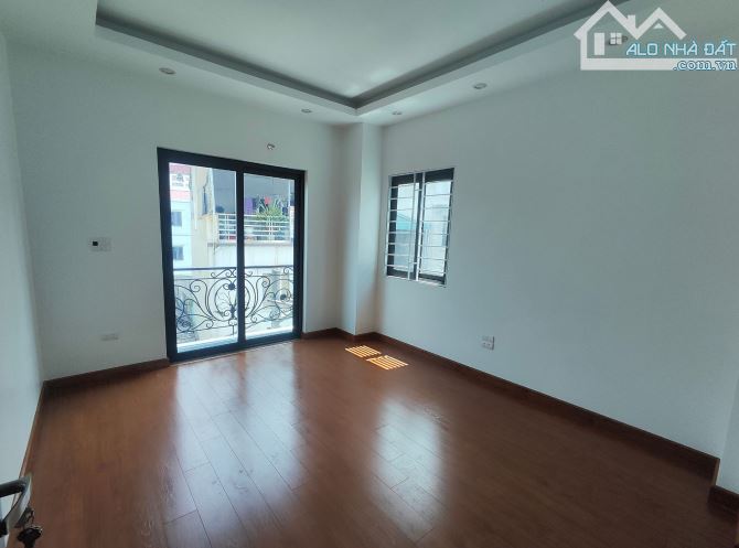 Bán nhà amwjt ngõ liên mạc, xây mới đẹp keng 5 tầng, đầu tư, tiện ích, giá hời, ô tô đỗ - 3