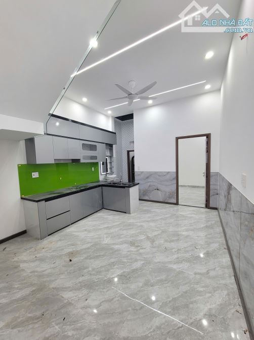 Bán2 căn nhà 1 trệt 1 lầu sau công Ty BouChen p.Hóa An Tp.Biên Hòa chỉ 3ty750/căn TL M7684 - 3