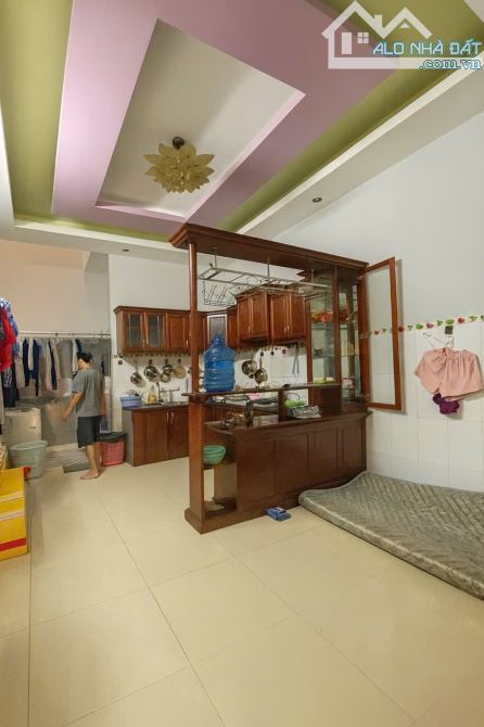 Hẻm xe hơi, gần công viên làng hoa, Gò Vấp, 4x18m, 3 tầng, 6 tỷ hơn - 3