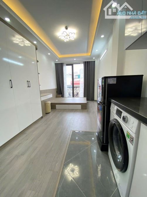 TOÀ NHÀ TRẦN DUY HƯNG - 7 TẦNG 11 PHÒNG 10M Ô TÔ - DOANH THU 960 TRIỆU/NĂM GIÁ 20 TỶ - 3
