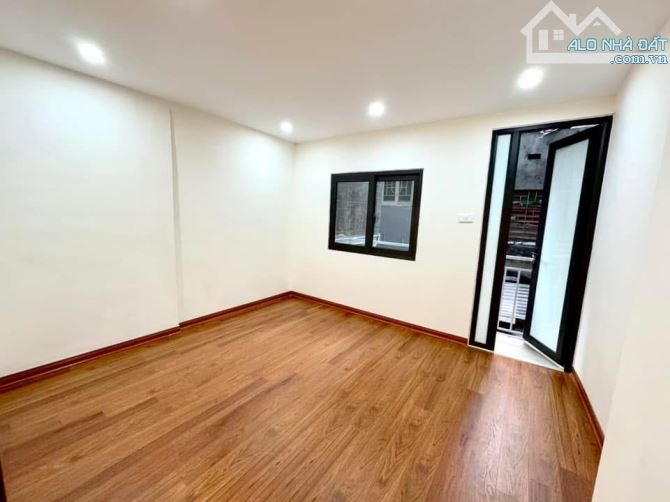 🔥 CĂN GÓC TẬP THỂ PHAN ĐÌNH GIÓT – SỔ 54M² – SỬ DỤNG ~100M² – 4 NGỦ – 2WC - 3