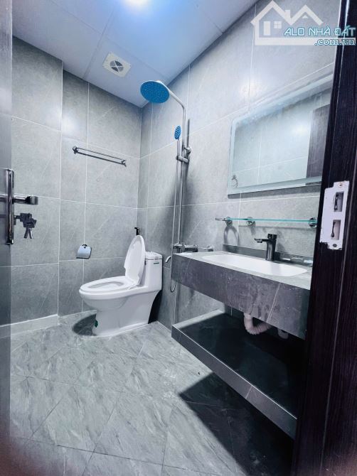 TÀI CHÍNH NHỈNH 5 TỶ – CƠ HỘI SỞ HỮU NHÀ ĐẸP LÔ GÓC 35m² – 5 tầng – Lô góc thoáng sáng - 3