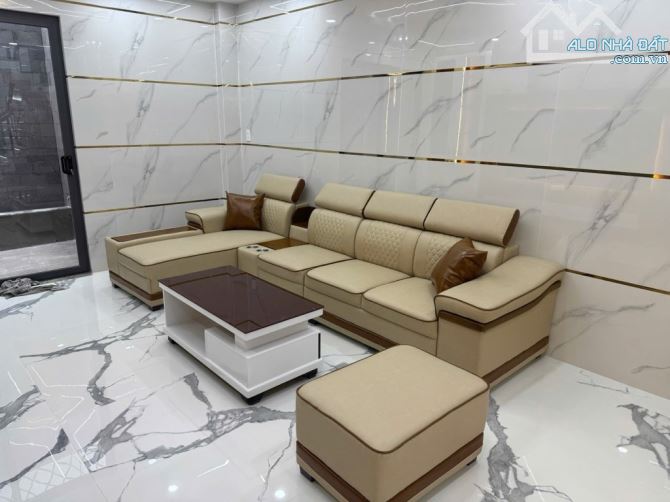 HẺM 6M THÔNG  MÃ LÒ BÌNH TRỊ ĐÔNG, BÌNH TÂN -DT: 4*17M – 7 TỶ 990 - 4
