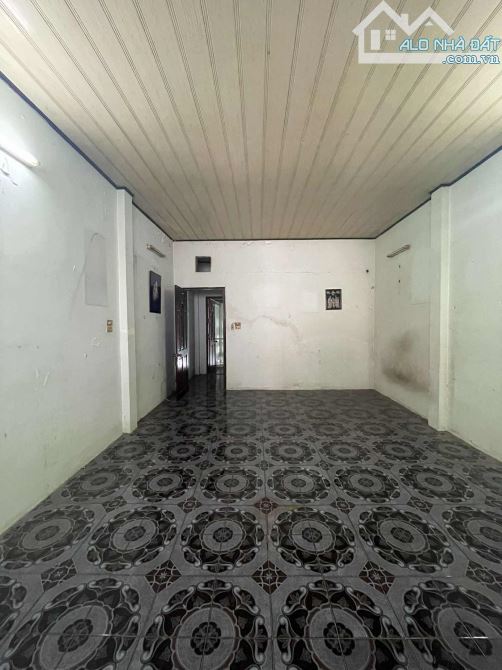 Nhà Lạc Long Quân_ P9, Tân Bình. DT 86m2 (4.3m x 20m). 2 tầng. Sổ A4. Giá 7.6 tỷ. - 4