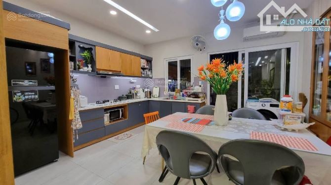 Nhà riêng 4tầng (TL chính chủ) HXH THỐNG NHẤT 70m2 4x17m sau lưng Chung cư Hà Đô - 4