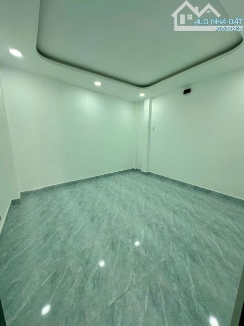 Nhà đẹp 4pn Âu Dương Lân, dt 3,6x13 3tầng shr giá 5.28tỷ tl. - 4